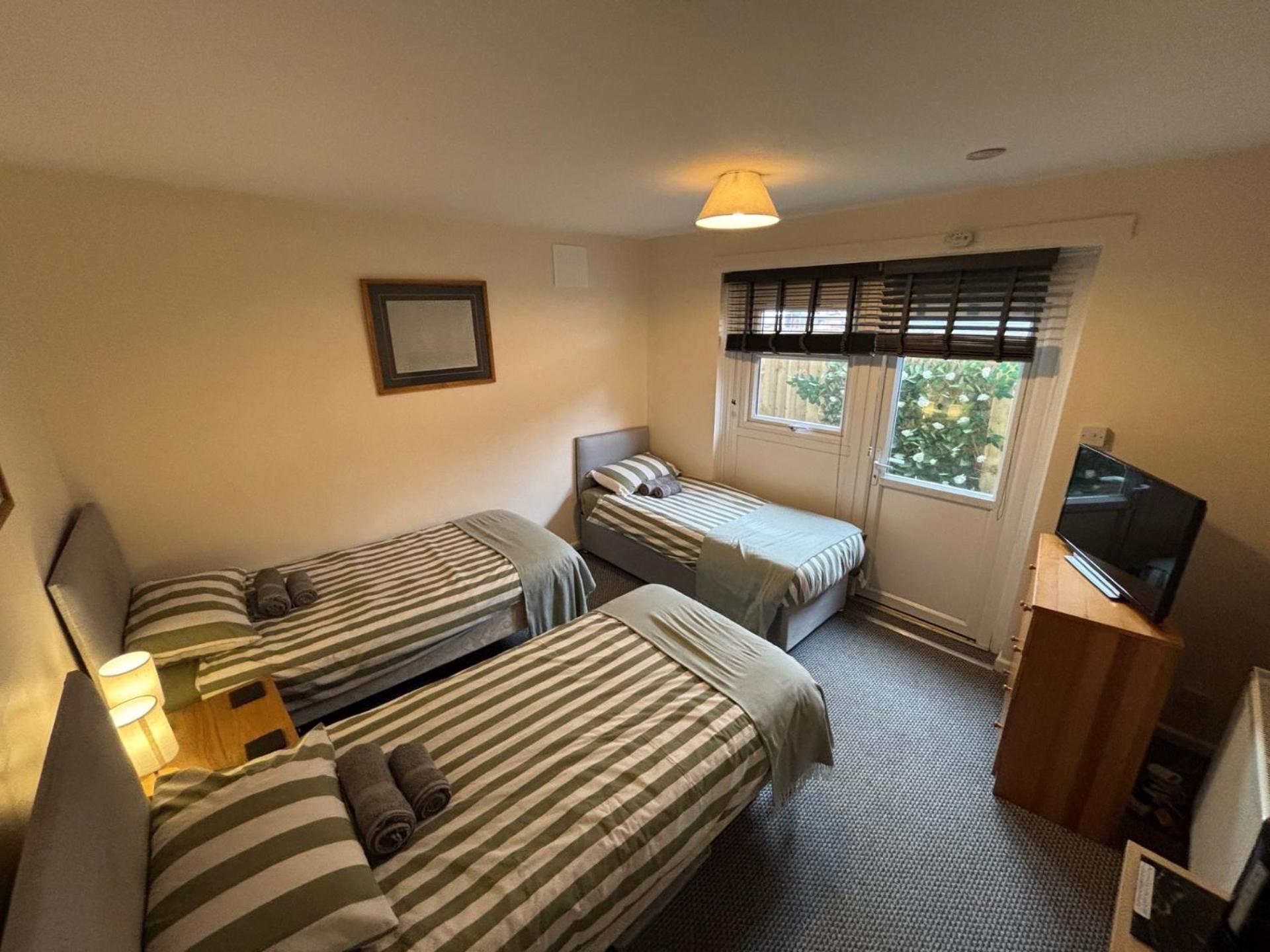 Holbury B&B Fawley Buitenkant foto