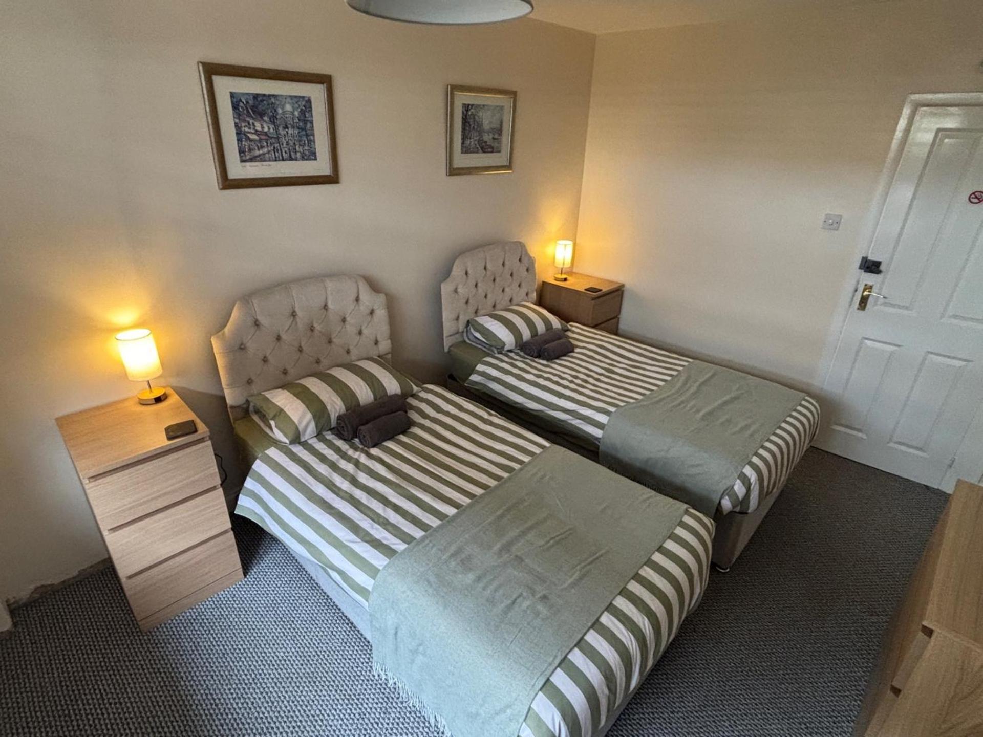 Holbury B&B Fawley Buitenkant foto